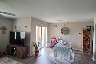 131 SW Palm Dr, Port Saint Lucie, FL 34986 - Photo 4