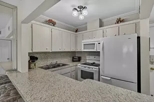 221 SE 9th Ave, Pompano Beach, FL 33060 - Photo 10