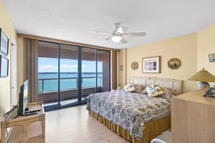 1340 Gulf Blvd, Clearwater, FL 33767 - Photo 20