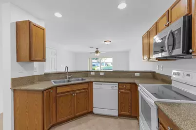 9107 Chambers Street #9107, Tamarac, FL 33321 - Photo 4