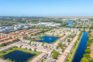 9107 Chambers St, Tamarac, FL 33321 - Photo 26
