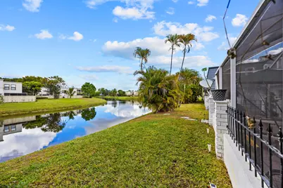 12049 N Basin St Street N, Wellington, FL 33414 - Photo 2