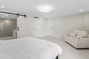 5460 N Ocean Dr, Singer Island, FL 33404 - Photo 22