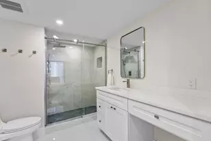 5460 N Ocean Dr, Singer Island, FL 33404 - Photo 20