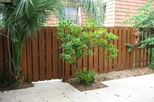 3216 Spanish Wells Dr, Delray Beach, FL 33445 - Photo 4