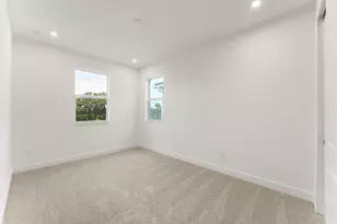 10421 SW Jadewood Ct, Port Saint Lucie, FL 34987 - Photo 6