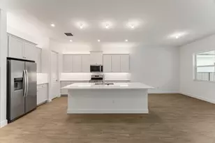 10421 SW Jadewood Ct, Port Saint Lucie, FL 34987 - Photo 14