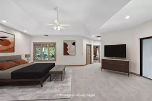 2410 Embassy Dr, West Palm Beach, FL 33401 - Photo 20