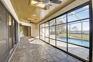 2410 Embassy Dr, West Palm Beach, FL 33401 - Photo 32