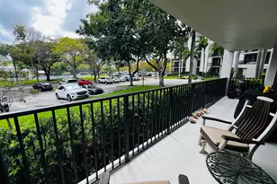 1201 River Reach Dr, Fort Lauderdale, FL 33315 - Photo 2