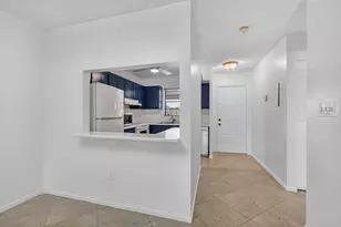 6001 Shaker Wood Cir, Tamarac, FL 33319 - Photo 8