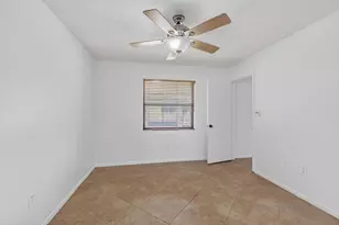 6001 Shaker Wood Cir, Tamarac, FL 33319 - Photo 18