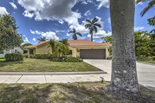 7625 Sunflower Dr, Margate, FL 33063 - Photo 4