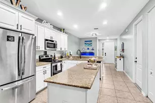 7758 SW 52nd Pl, Davie, FL 33328 - Photo 14