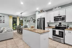 7758 SW 52nd Pl, Davie, FL 33328 - Photo 12