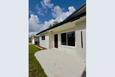6811 NW 32nd Avenue, Fort Lauderdale, FL 33309 - Photo 2