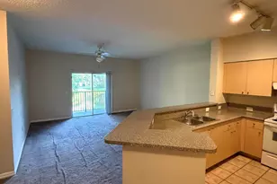 280 Crestwood Cir, Royal Palm Beach, FL 33411 - Photo 4