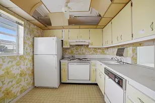 2861 NW 47th Terrace, Lauderdale Lakes, FL 33313 - Photo 12