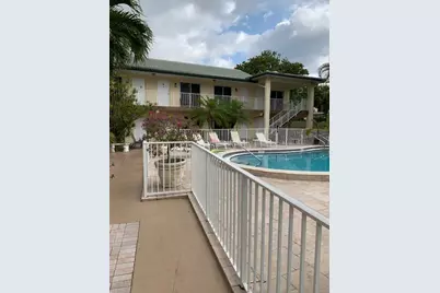 1907 NE 2nd Street #6, Deerfield Beach, FL 33441 - Photo 1