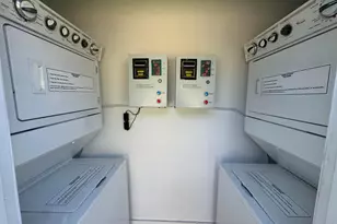 805 NE 23rd Dr, Wilton Manors, FL 33305 - Photo 12