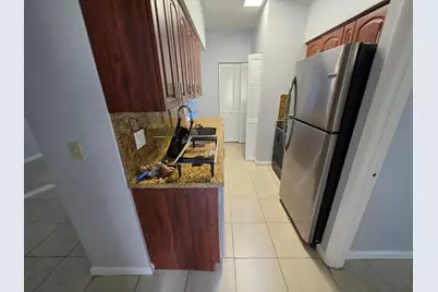 18340 NW 68th Avenue #F, Hialeah, FL 33015 - Photo 6