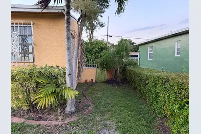 3011 NW 157th Terrace, Miami Gardens, FL 33054 - Photo 8