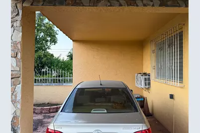 3011 NW 157th Terrace, Miami Gardens, FL 33054 - Photo 8