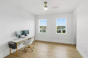 655 Hookline Cir, Loxahatchee, FL 33470 - Photo 32