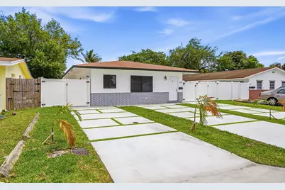 1320 SW 34th Avenue #1, Fort Lauderdale, FL 33312 - Photo 2
