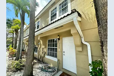 420 SW 122nd Avenue #420, Pembroke Pines, FL 33025 - Photo 2