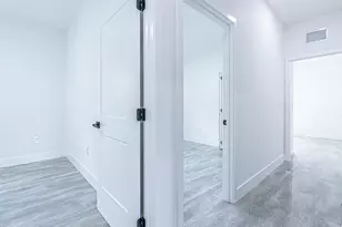 2725 NW 7th St, Fort Lauderdale, FL 33311 - Photo 40