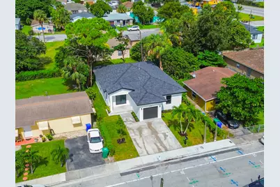 2725 NW 7th Street, Fort Lauderdale, FL 33311 - Photo 6