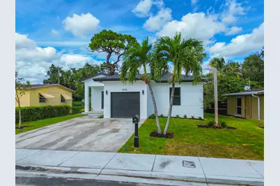 2725 NW 7th Street, Fort Lauderdale, FL 33311 - Photo 4