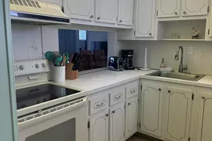 2812 S Garden Dr, Lake Worth, FL 33461 - Photo 12