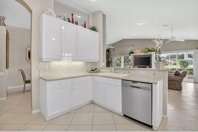 6838 Castlemaine Avenue, Boynton Beach, FL 33437 - Photo 24