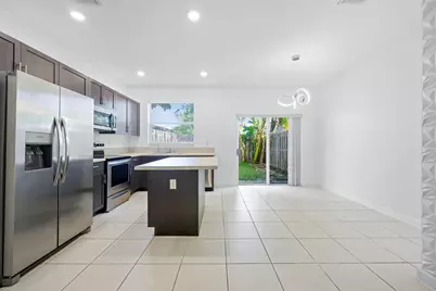 2739 SE 17th Street, Homestead, FL 33035 - Photo 2