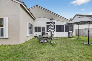 495 Carrington Ln, Weston, FL 33326 - Photo 32