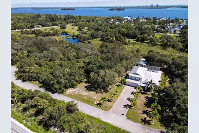 4128 Mariner Oaks Way, Fort Pierce, FL 34946 - Photo 4