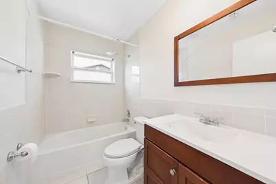 8107 NW 96th Avenue, Tamarac, FL 33321 - Photo 10