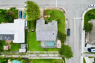 1740 22nd Ave N, Lake Worth Beach, FL 33460 - Photo 12