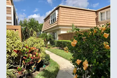 11556 Winchester Drive #29c, Palm Beach Gardens, FL 33410 - Photo 1
