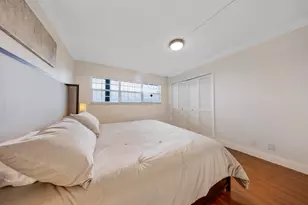 575 Oaks Ln, Pompano Beach, FL 33069 - Photo 14