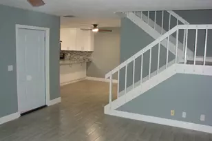 594 Springdale Cir, Palm Springs, FL 33461 - Photo 6