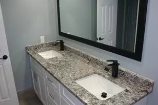 594 Springdale Cir, Palm Springs, FL 33461 - Photo 20