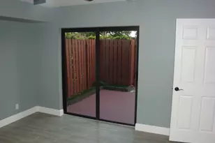 594 Springdale Cir, Palm Springs, FL 33461 - Photo 34