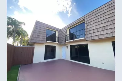 594 Springdale Circle #59-d, Palm Springs, FL 33461 - Photo 2