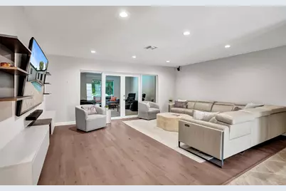 9721 Sea Turtle Drive, Plantation, FL 33324 - Photo 8
