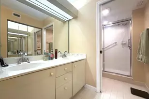 7449 Fairfax Dr, Tamarac, FL 33321 - Photo 28