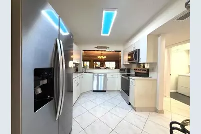 7449 Fairfax Drive #211, Tamarac, FL 33321 - Photo 4