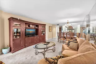 7449 Fairfax Dr, Tamarac, FL 33321 - Photo 18